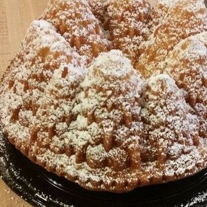 Meet your Posher, Carol